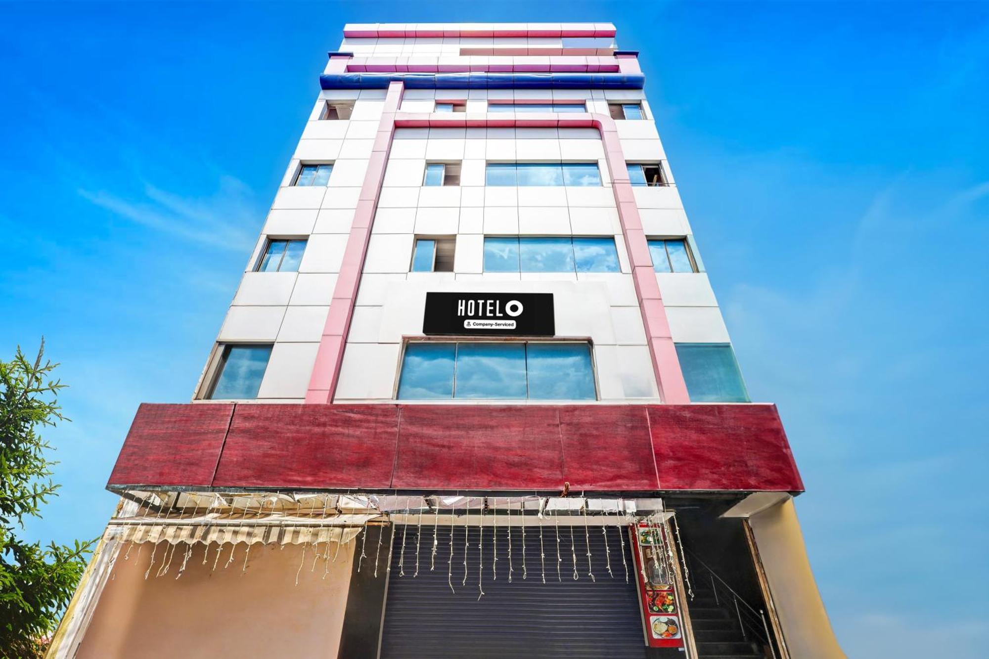 Super Hotel O Besant Road Vijayawada Exterior photo