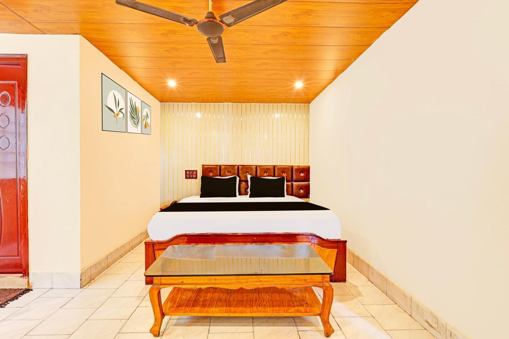 Super Hotel O Besant Road Vijayawada Exterior photo